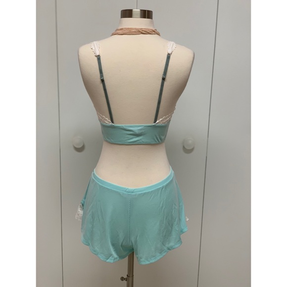 NWOT Victoria Secret Lingerie Set - Picture 2 of 11